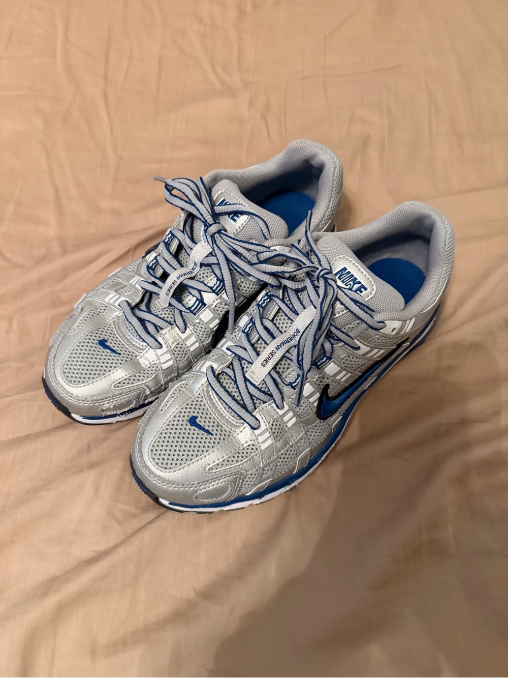 Women’s Nike p6000